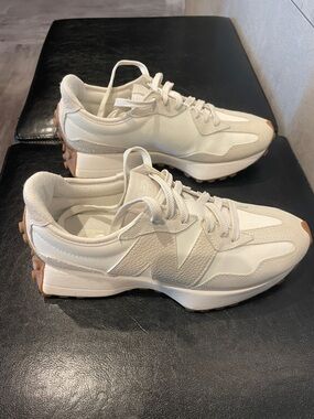 Trendy New Balance Women's 327 Sneakers